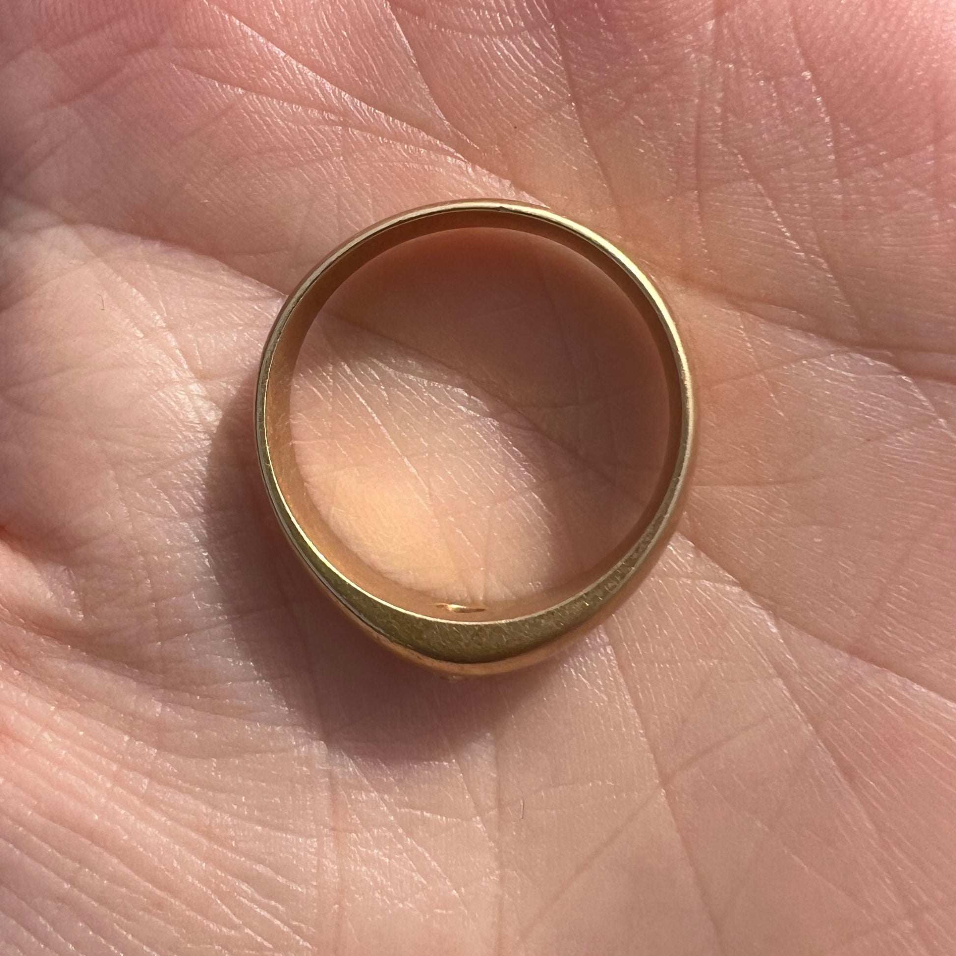 18k Solid Gold Ring with Flush Set Diamond - dunia jewelry - vintage gold - recycled gold