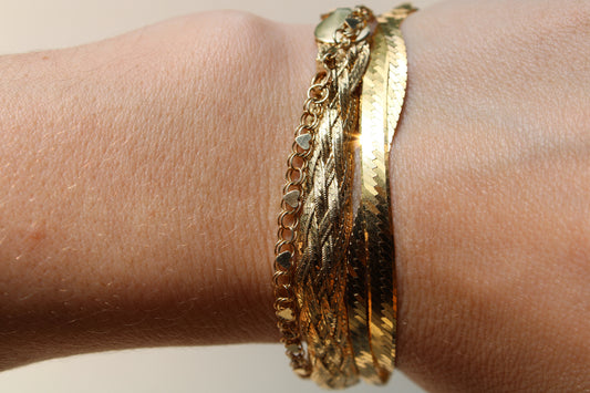 Vintage Gold Bracelet | Vintage Hearts Yellow Gold Bracelet dunia simunovic jewelry