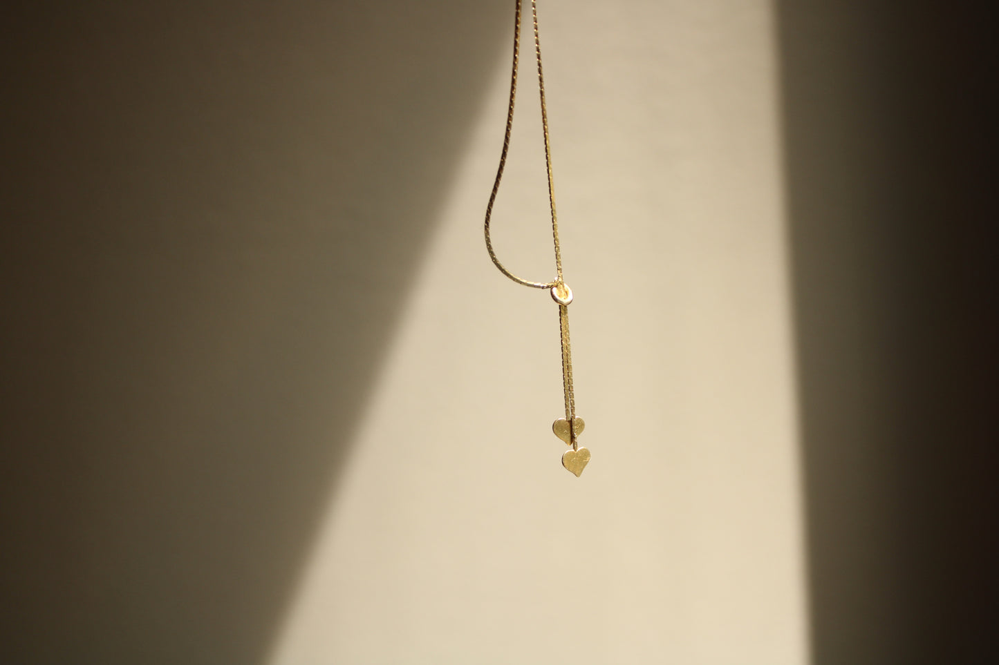 Vintage Solid 14k Yellow Gold Serpentine Chain with Hearts Pendant dunia simunovic jewelry