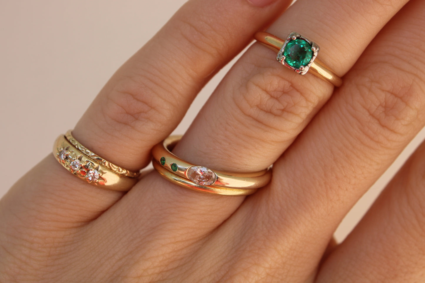Art Deco Vintage Ring 14k Solid Gold with Colombian Emerald set in Platinum Prongs