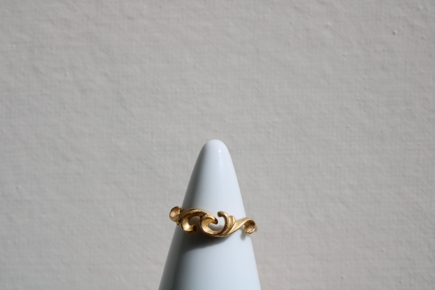 Matte Solid Gold Lace Ring