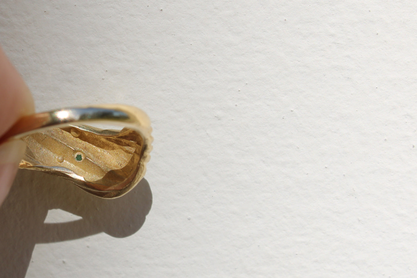 Emerald Twisty Matte Solid Recycled Gold Croissant Ring