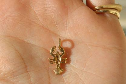Vintage Solid 14k Yellow Gold Lobster Charm Pendant