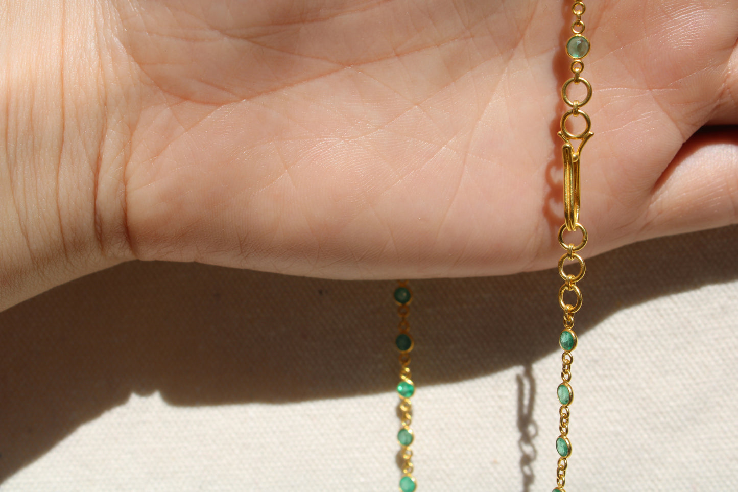 18k Yellow Gold Emerald Necklace