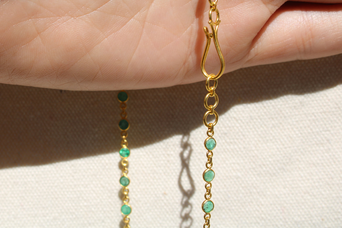 18k Yellow Gold Emerald Necklace